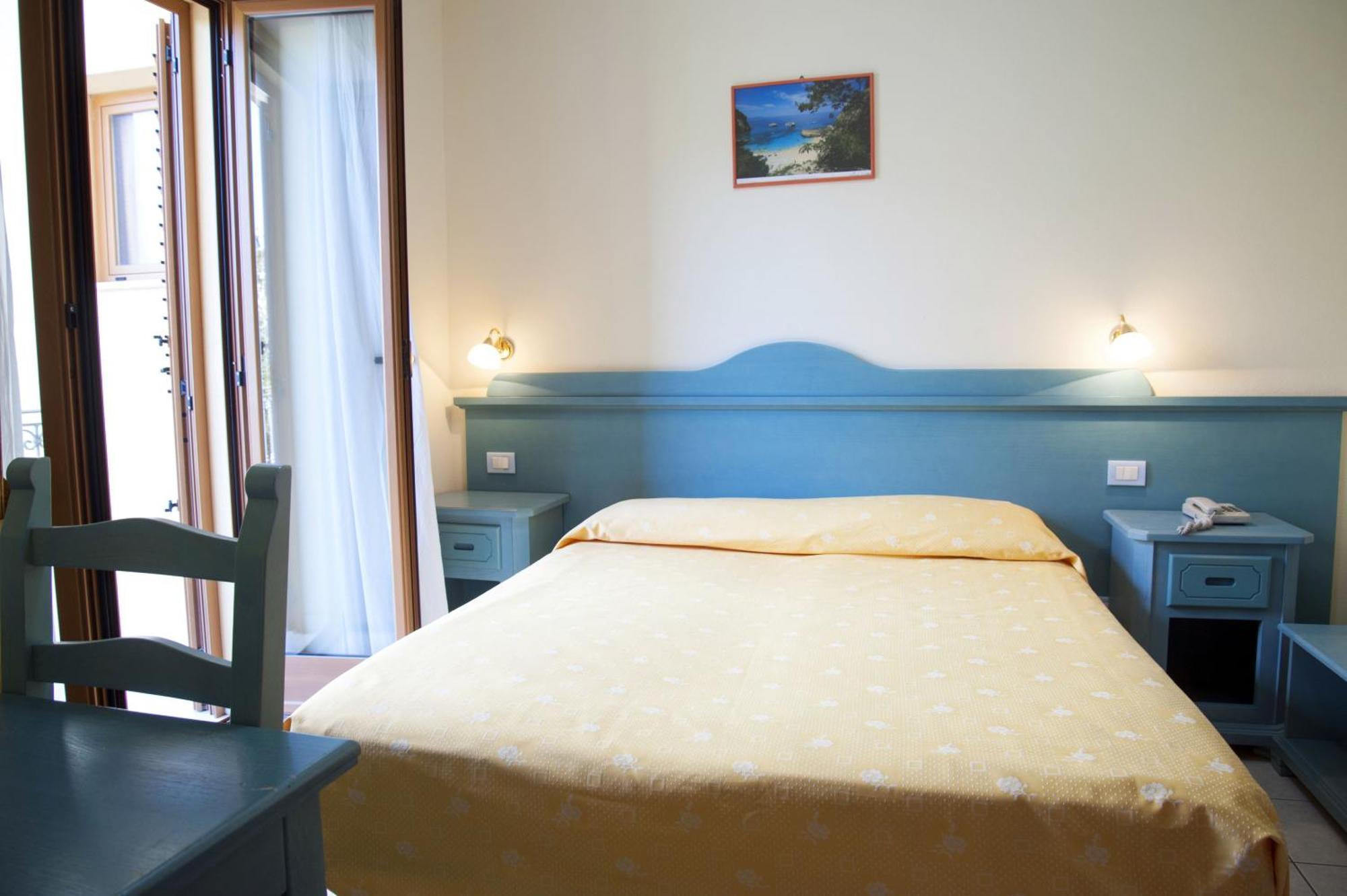 Hotel San Francisco Cala Gonone Exteriér fotografie